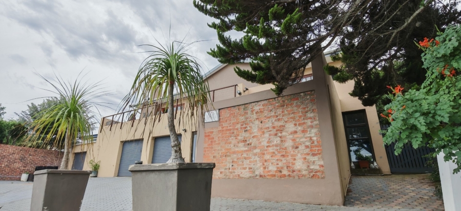 7 Bedroom Property for Sale in Dana Bay Western Cape